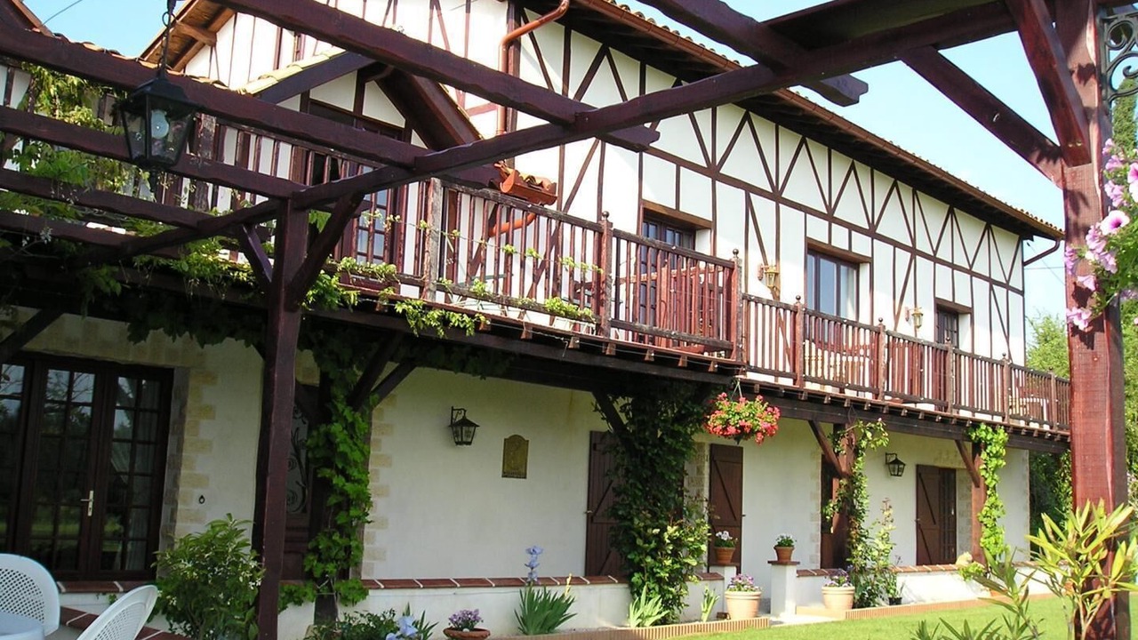 Photo of Outdoor in Salerm