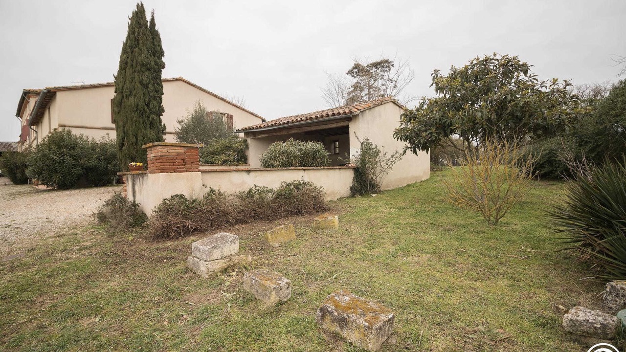 Photo of Outdoor in Leguevin