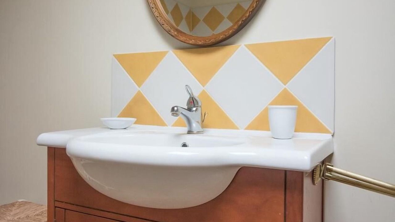 Photo of Bathroom in Leguevin
