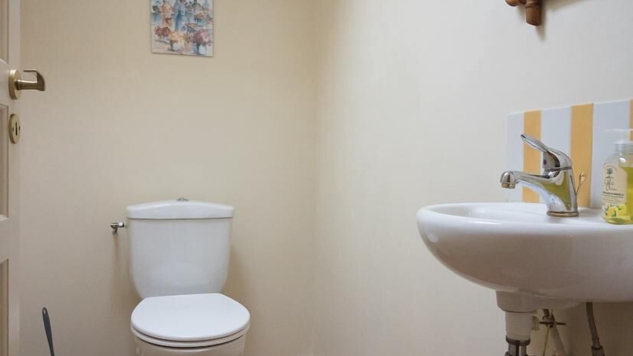 Photo of Bathroom in Leguevin