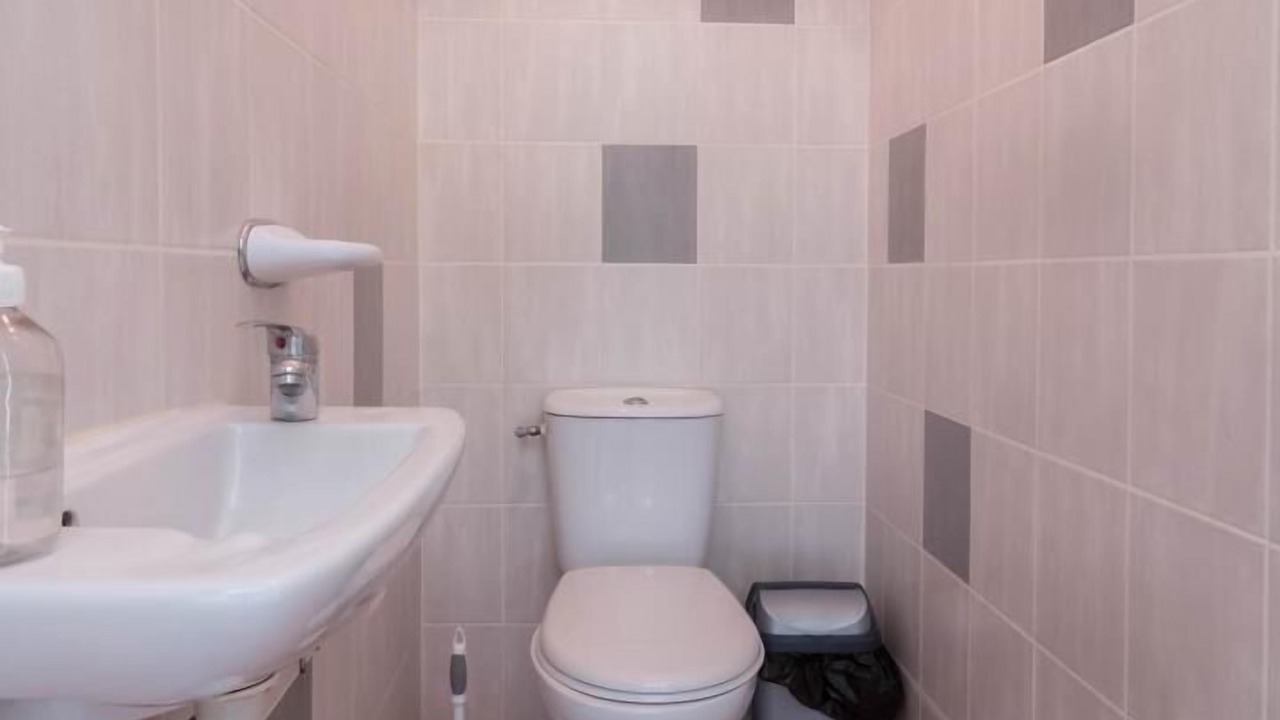 Photo of Bathroom in Beaumont-sur-Leze