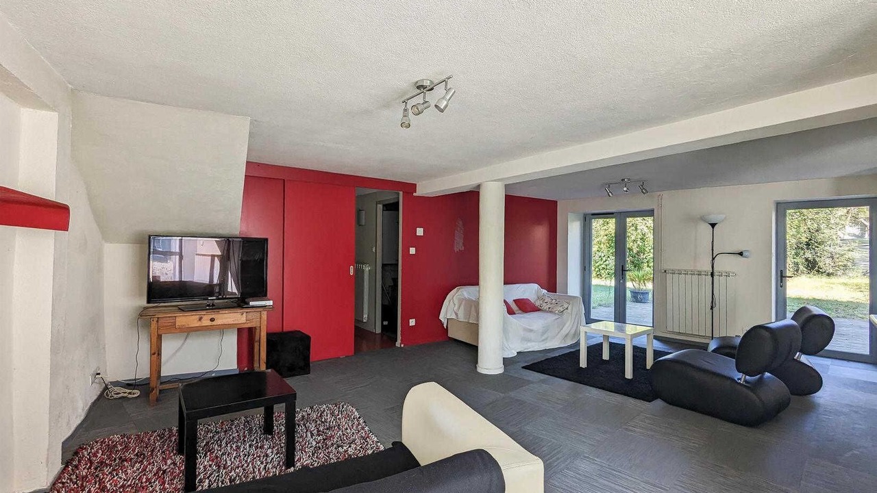 Photo of Livingroom in Labarthe-Riviere