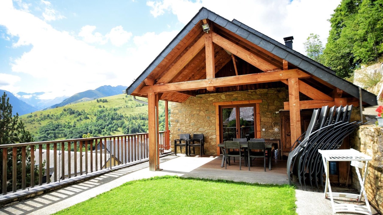 Photo of Outdoor in Poubeau