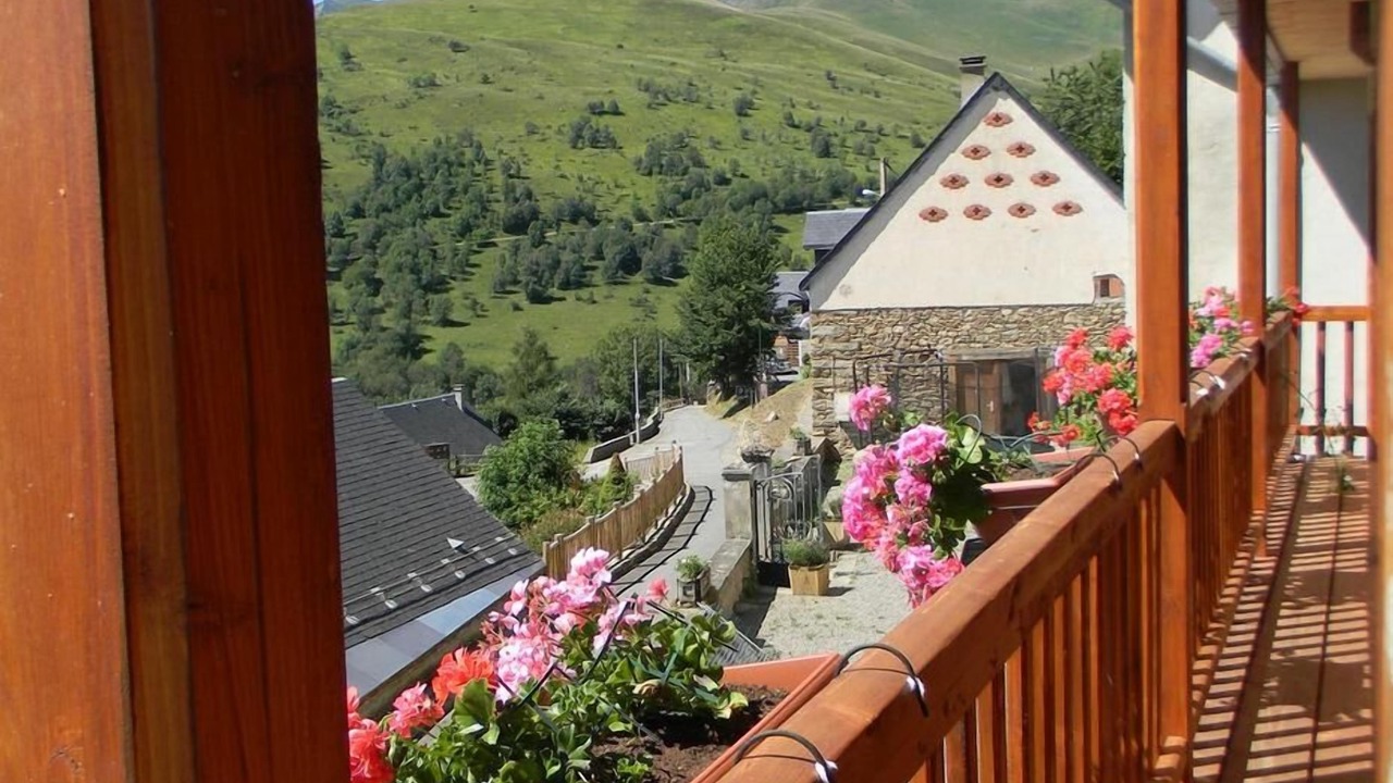 Photo of Outdoor in Poubeau