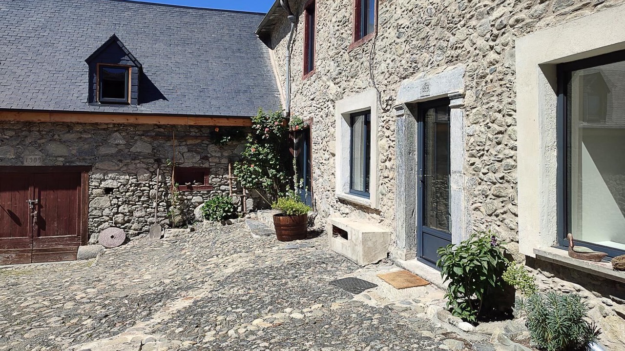 Photo of Outdoor in Cazeaux-de-Larboust