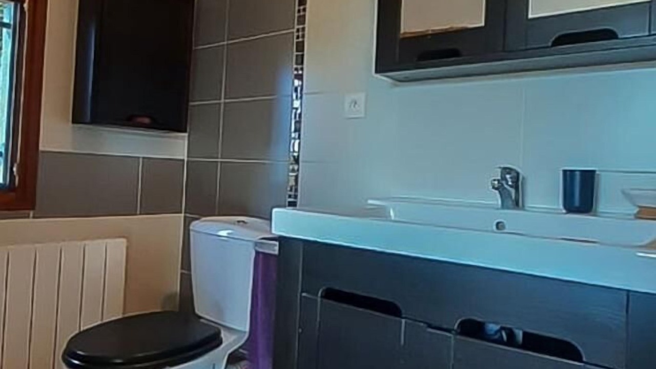 Photo of Bathroom in Cazeres