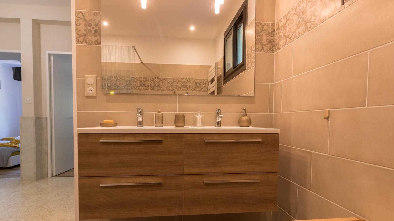 Photo of Bathroom in Saint-Leon