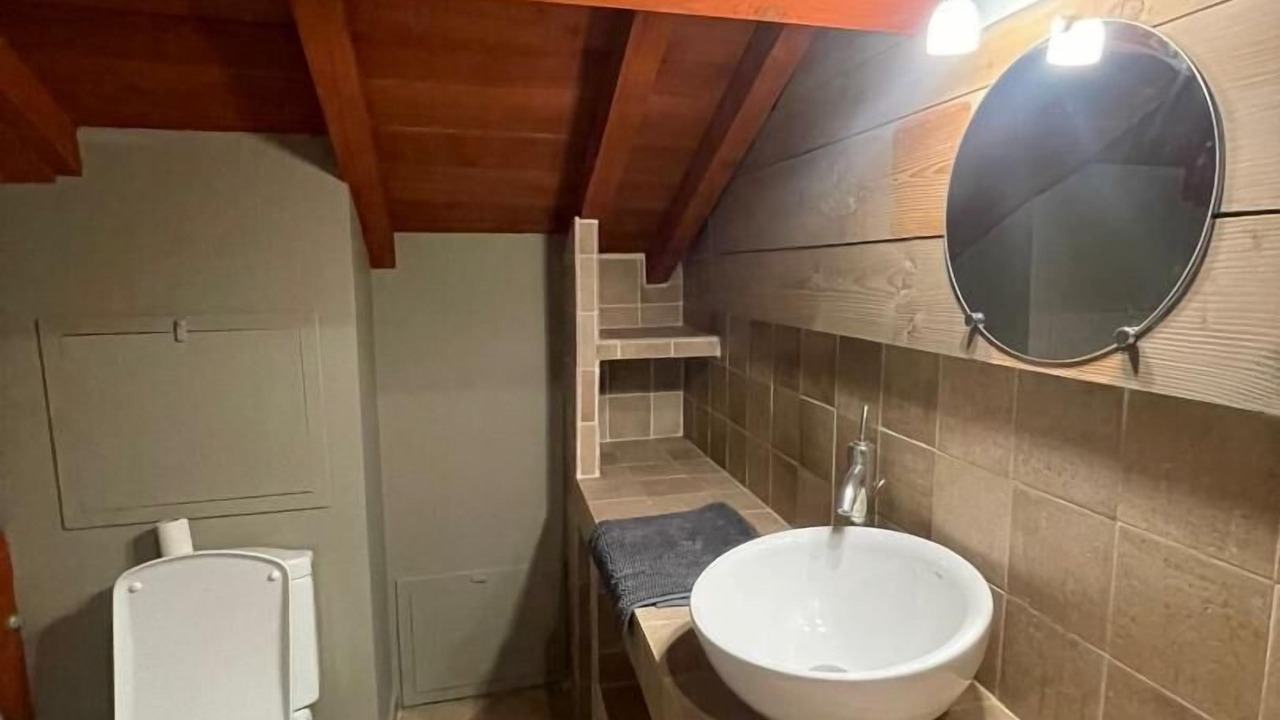 Photo of Bathroom in Jurvielle