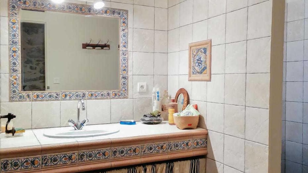 Photo of Bathroom in Regades