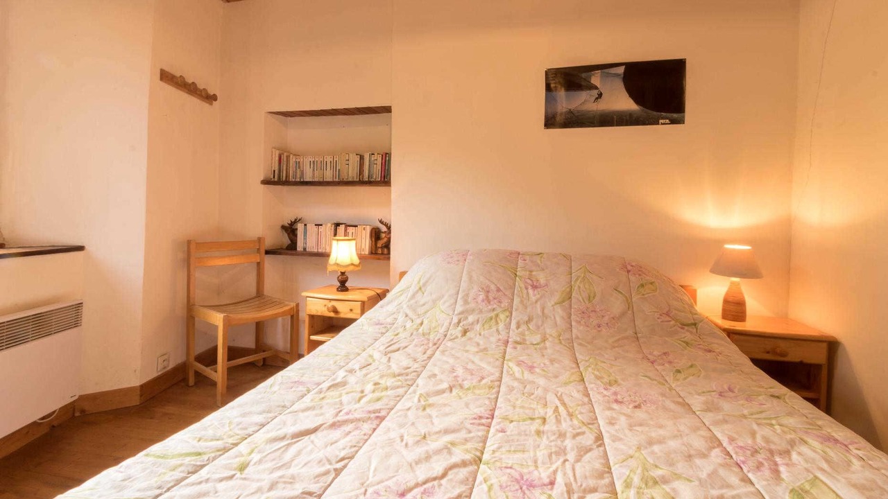 Photo of Bedroom in Garin