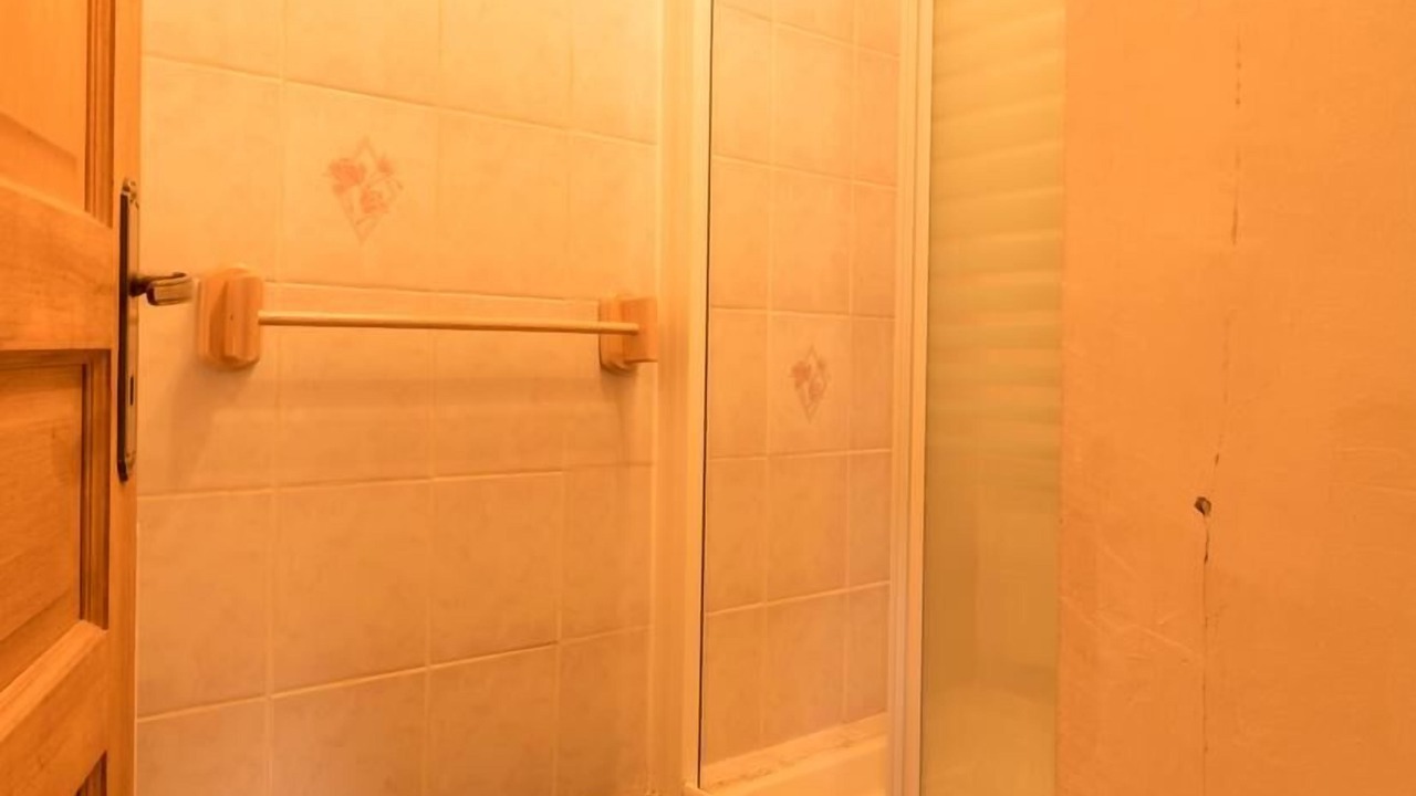 Photo of Bathroom in Garin