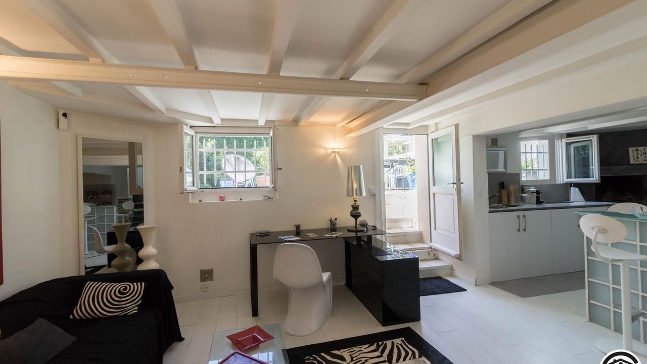 Photo of Bedroom in Cote Pavee