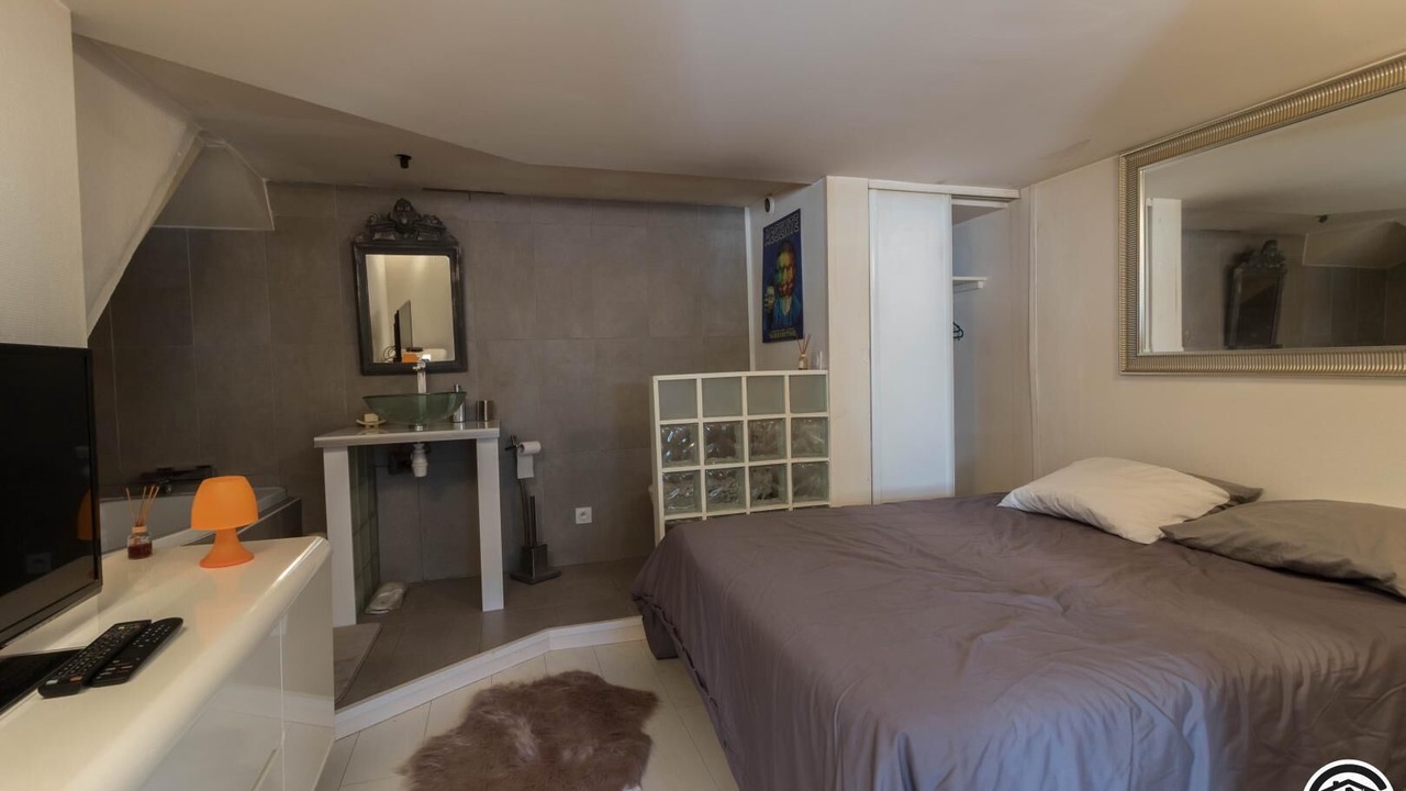 Photo of Bedroom in Cote Pavee
