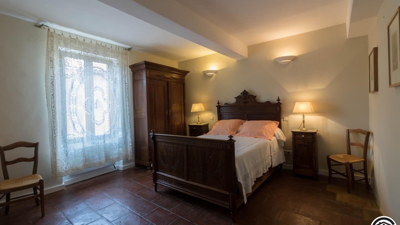 Photo of Bedroom in Calmont