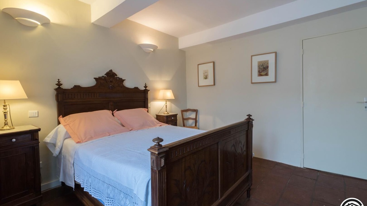 Photo of Bedroom in Calmont