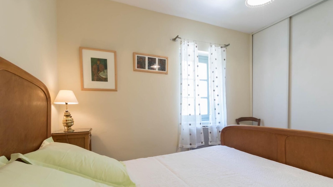 Photo of Bedroom in Calmont