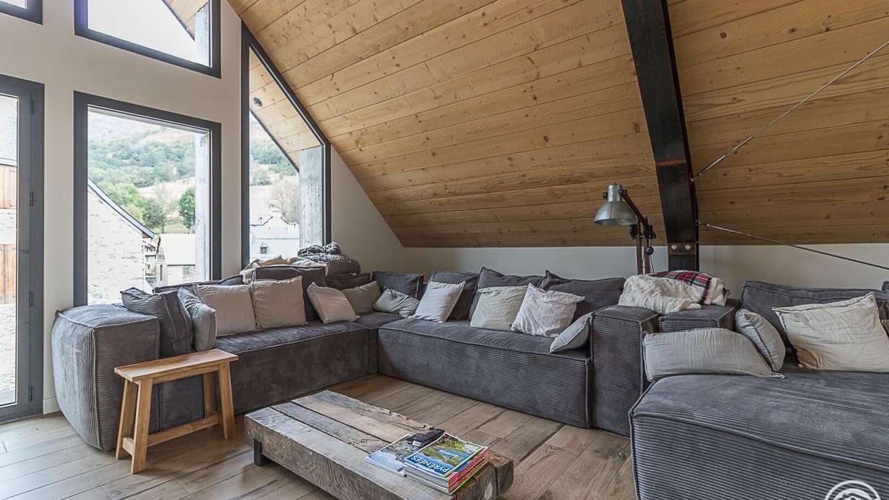 Photo of Livingroom in Mayregne