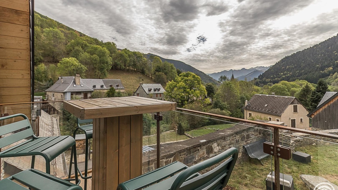 Photo of Outdoor in Mayregne