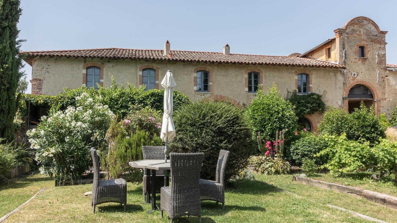 Photo of Outdoor in Saint-Elix-le-Chateau