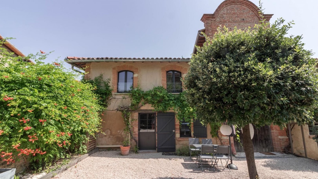 Photo of Outdoor in Saint-Elix-le-Chateau