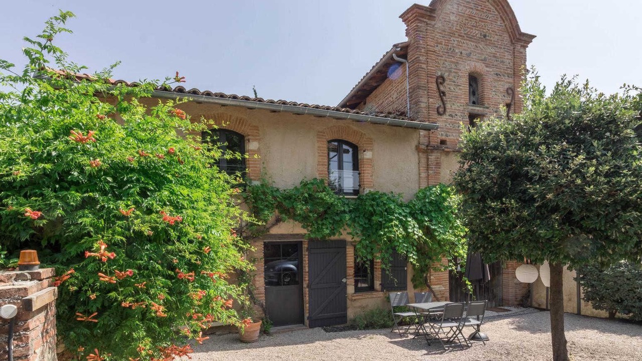 Photo of Outdoor in Saint-Elix-le-Chateau