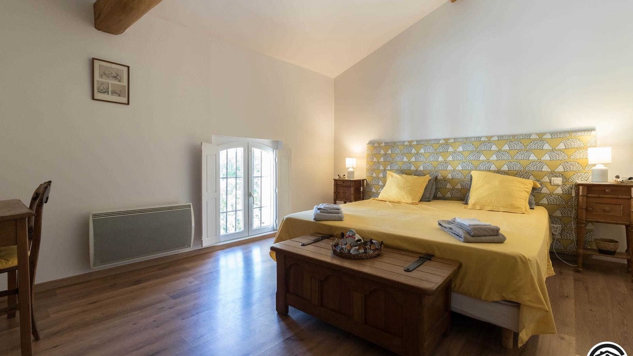 Photo of Bedroom in Villaries