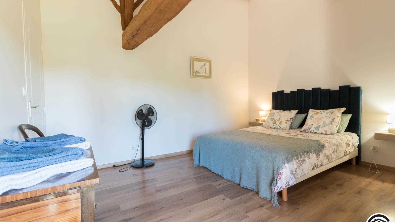 Photo of Bedroom in Villaries