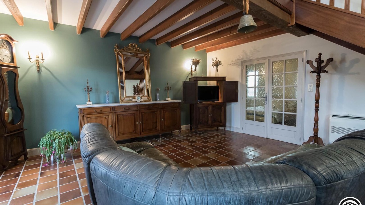 Photo of Livingroom in Beaumont-sur-Leze