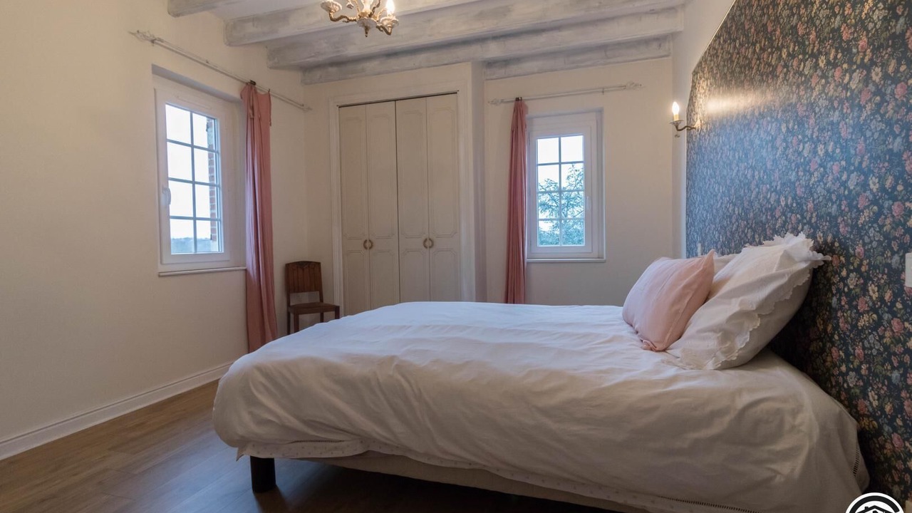 Photo of Bedroom in Beaumont-sur-Leze