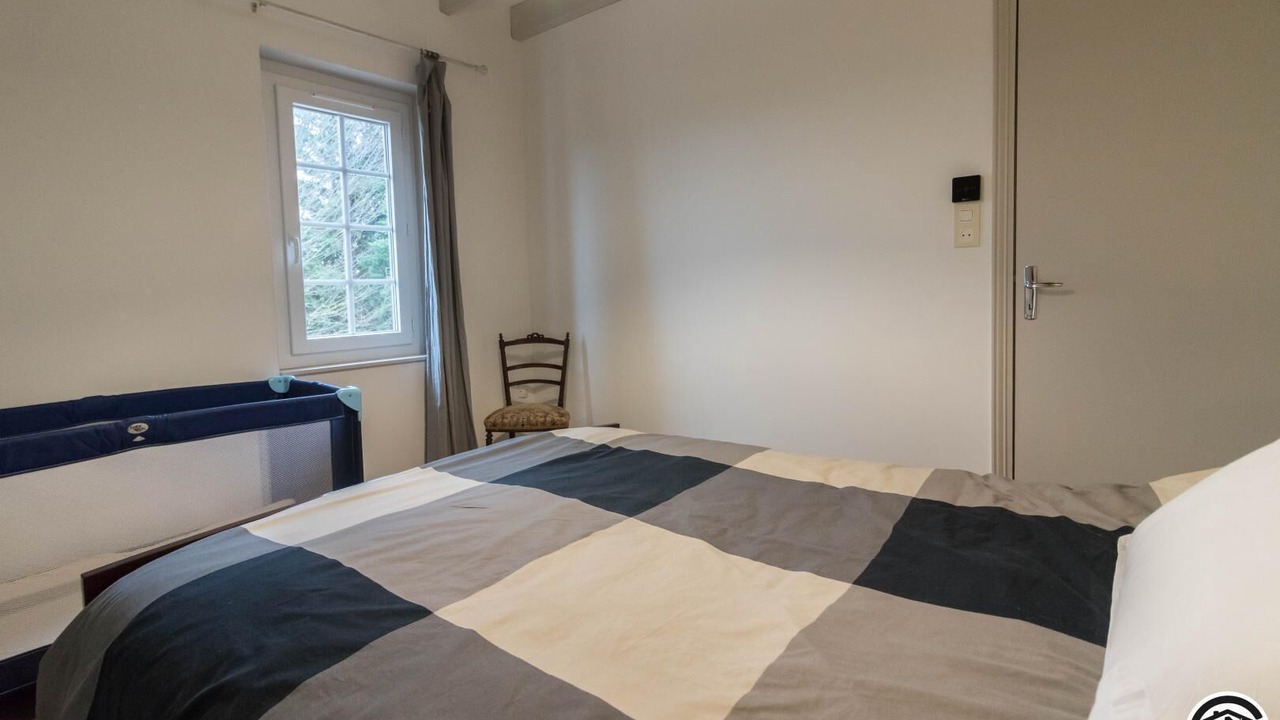 Photo of Bedroom in Beaumont-sur-Leze