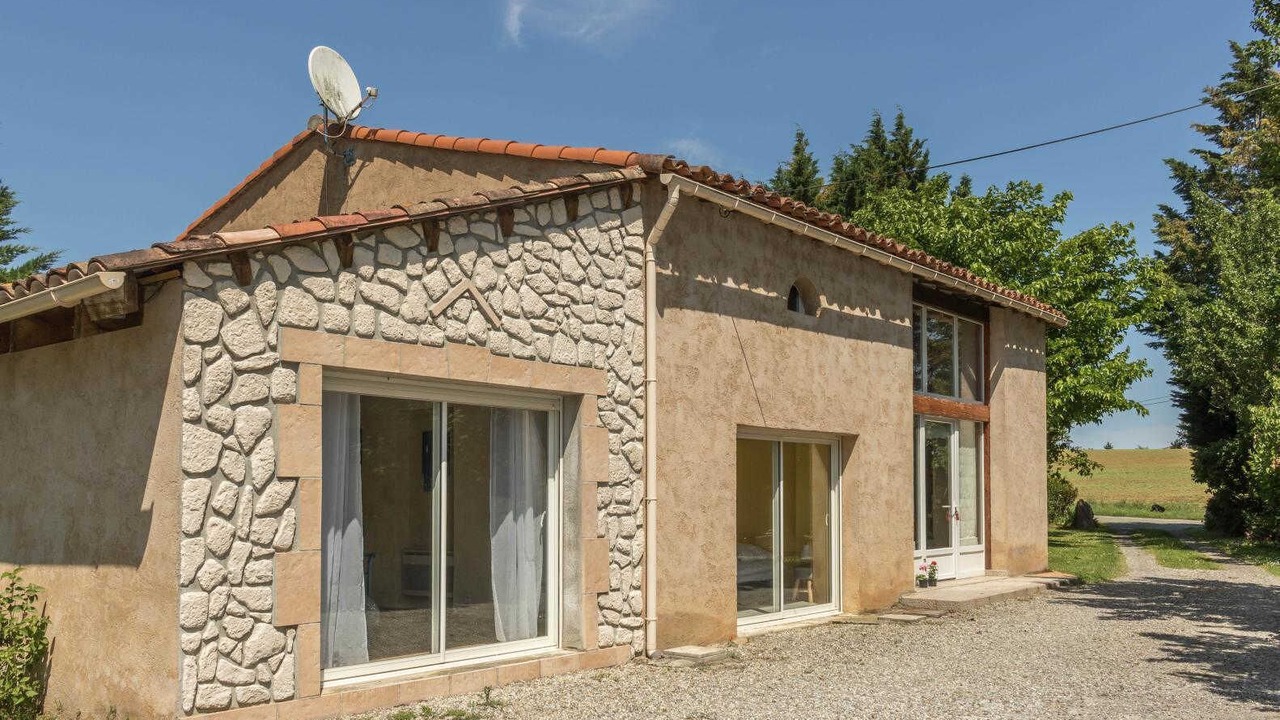 Photo of Outdoor in Auriac-sur-Vendinelle