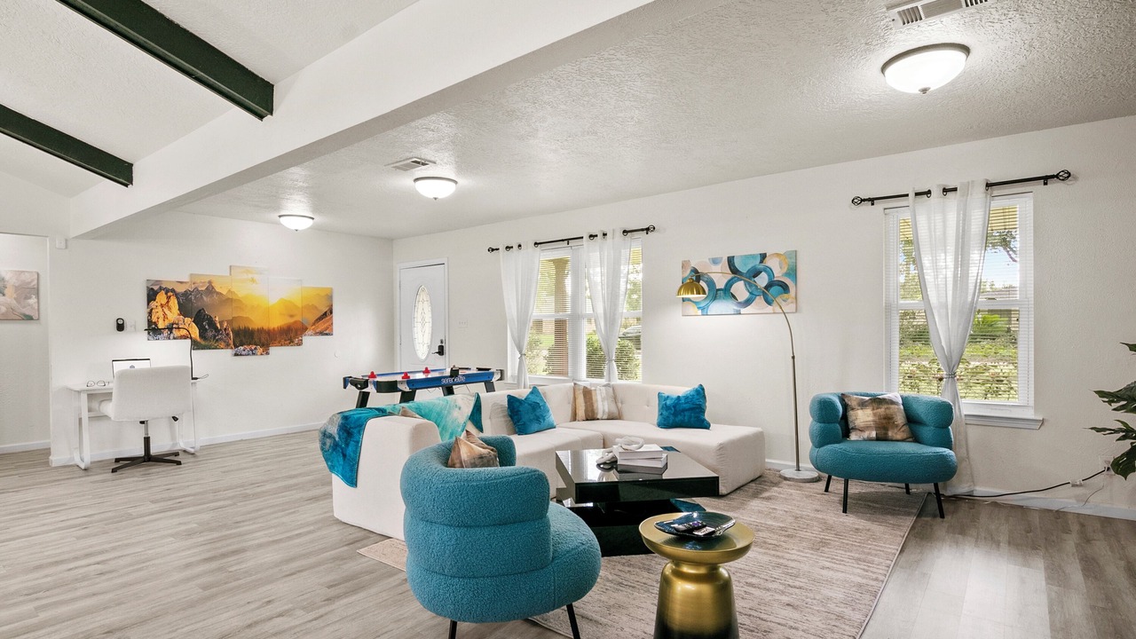 Photo of Livingroom in Beaumont