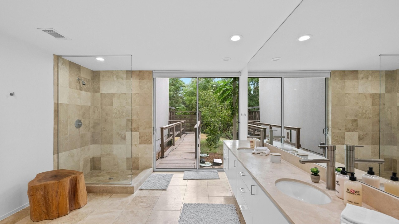 Photo of Bathroom in Westridge Estates