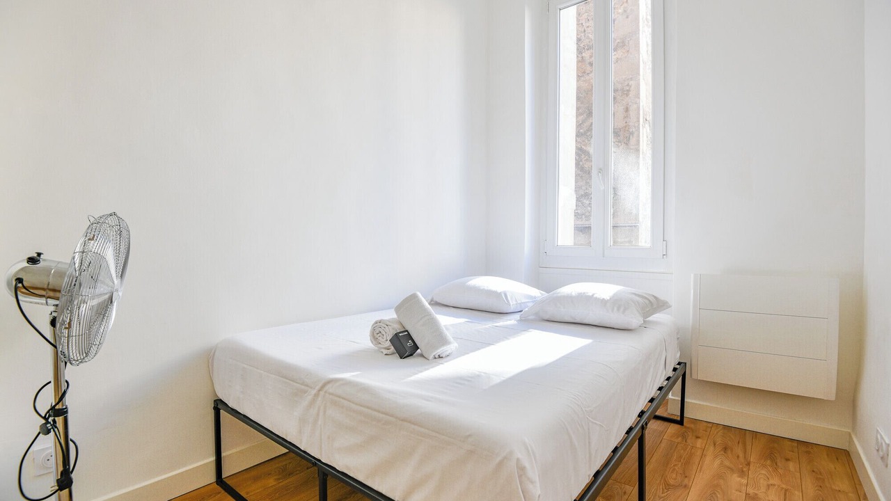 Photo of Bedroom in 6th Arrondissement