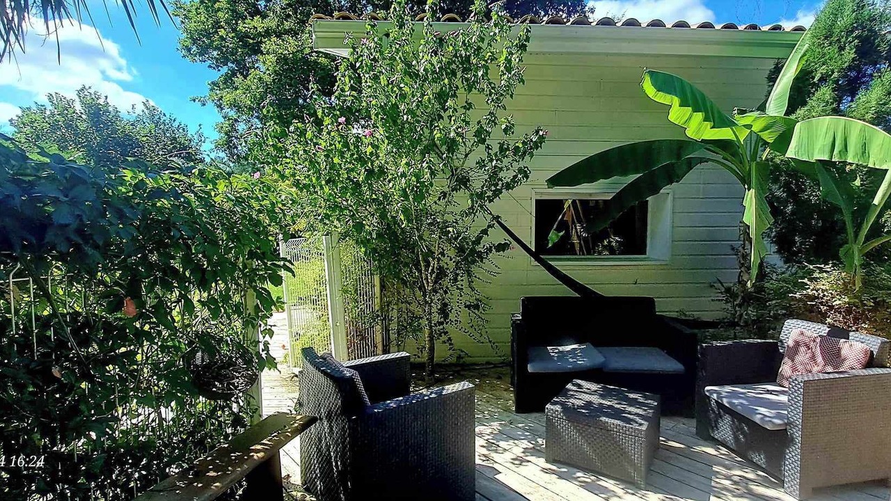 Photo of Patio Balcony in Saint-Magne