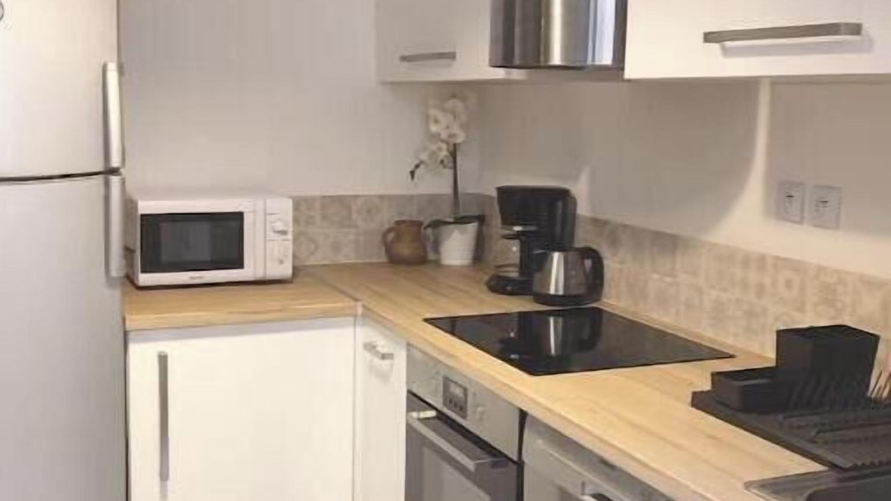 Photo of Kitchen in La Cote-Saint-Andre