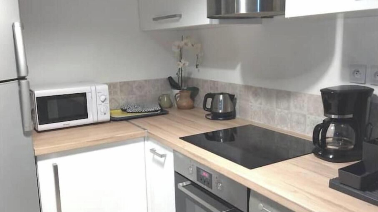 Photo of Kitchen in La Cote-Saint-Andre