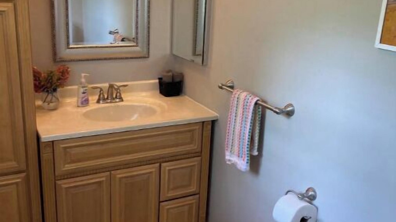 Photo of Bathroom in Effingham