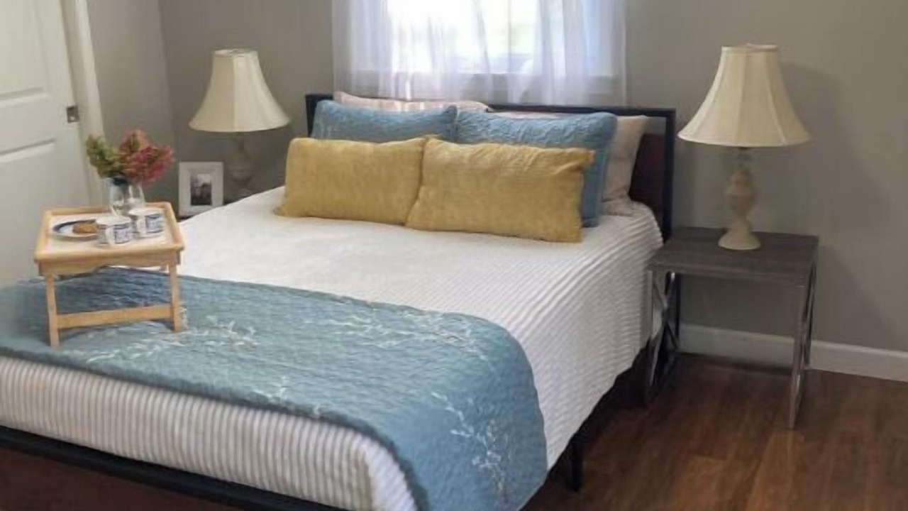 Photo of Bedroom in Effingham