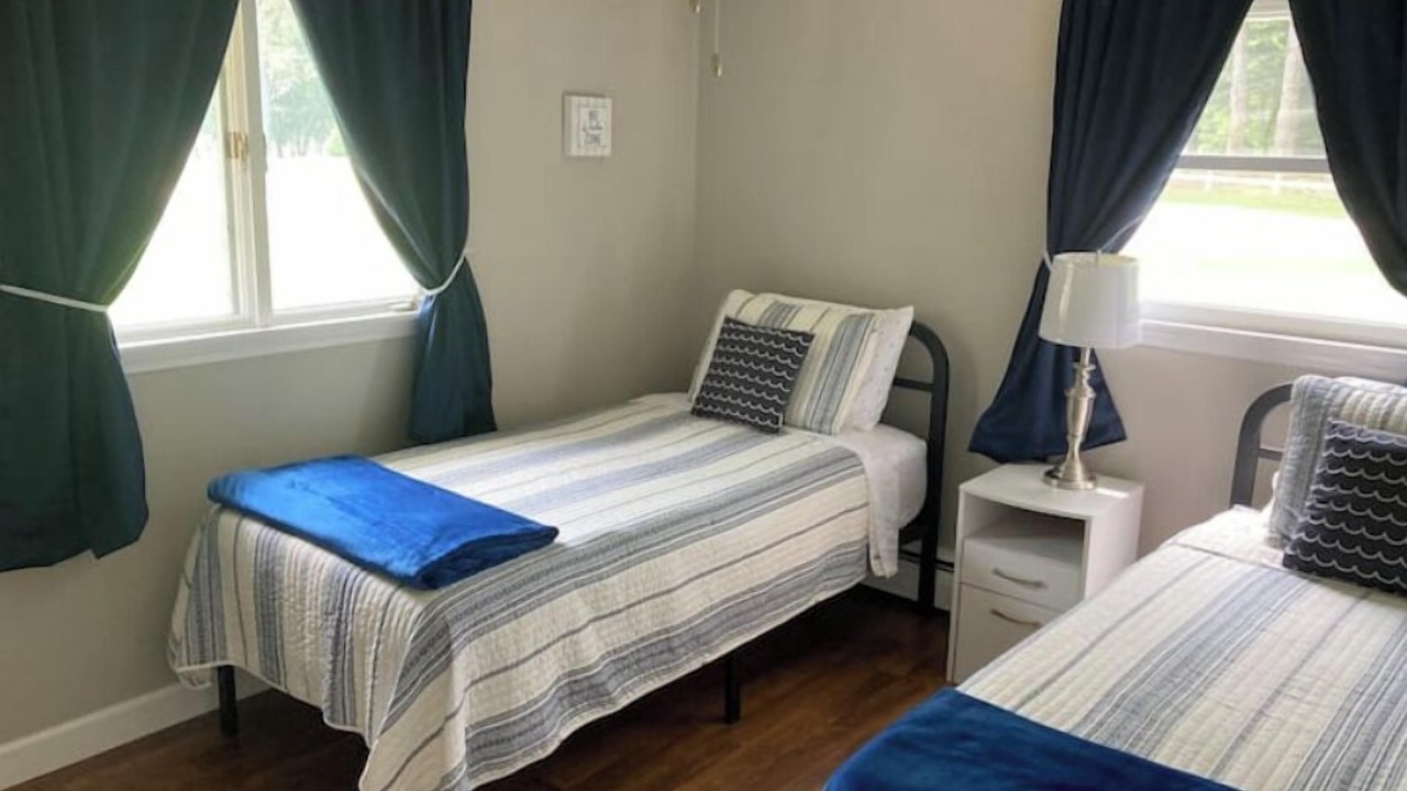 Photo of Bedroom in Effingham