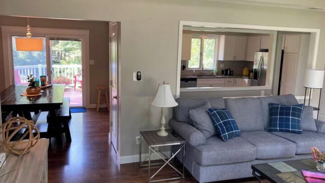 Photo of Livingroom in Effingham