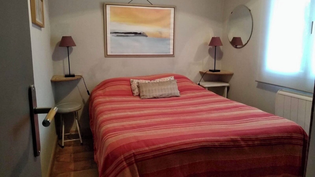 Photo of Bedroom in Notre-Dame-de-Londres