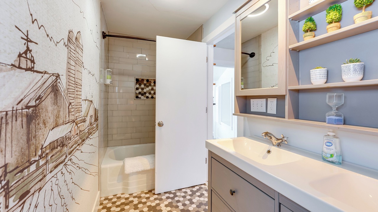 Photo of Bathroom in Hudsonville