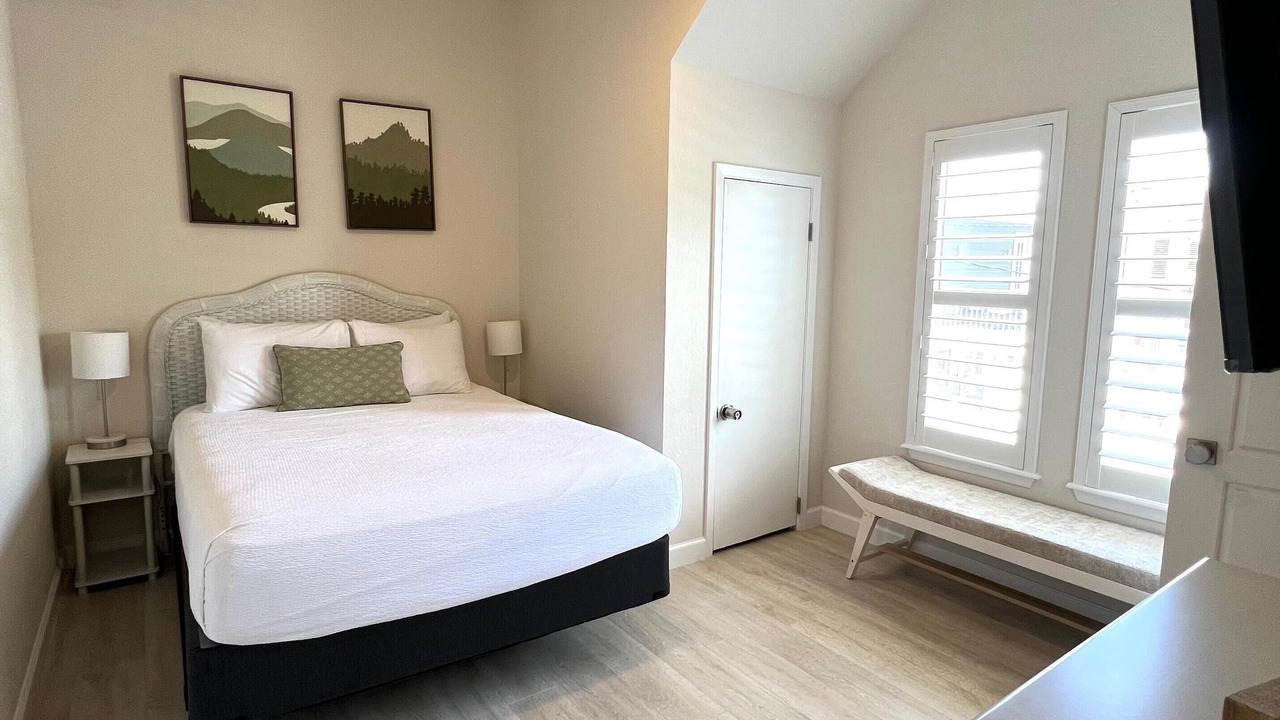 Photo of Bedroom in Del Mar