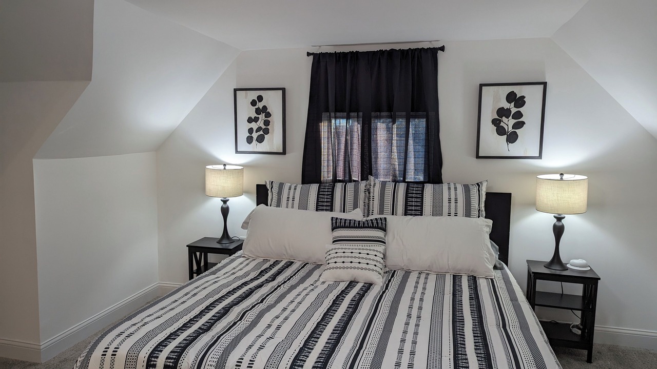Photo of Bedroom in Lawrence