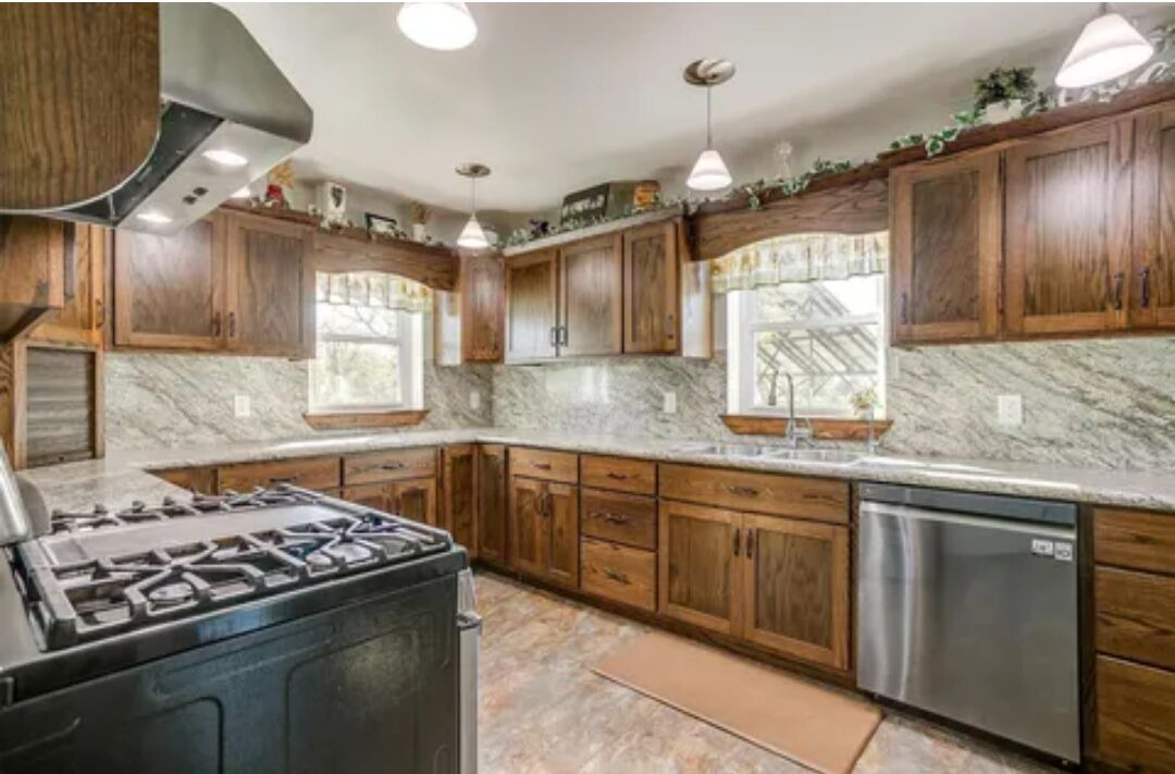 Photo of Kitchen in Hill County