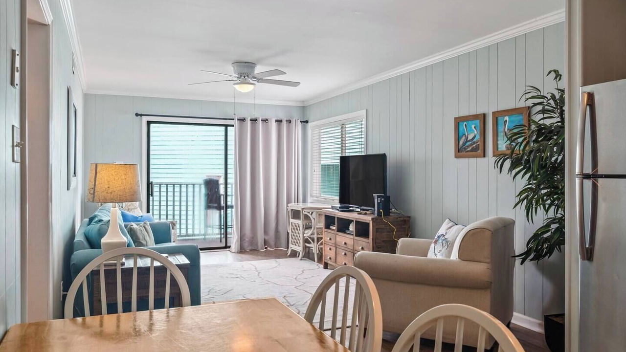 Photo of Livingroom in North Myrtle Beach
