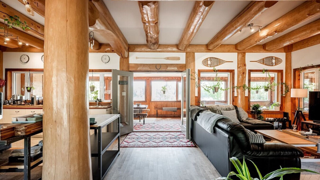 Photo of Livingroom in Lac-Saint-Paul
