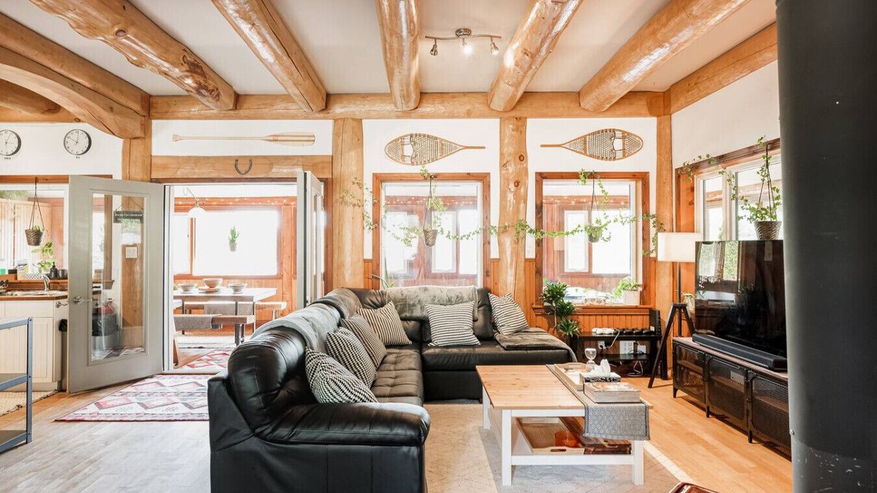 Photo of Livingroom in Lac-Saint-Paul