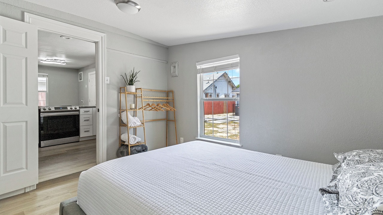 Photo of Bedroom in Oak Cliff